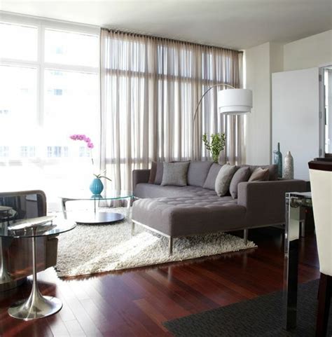 Bei dem richtigen konzept hat die quadratmeteranzahl allerdings keinen einfluss darauf, ob ein raum gemütlich und einladend wirkt oder nicht. Luxus Wohnzimmer einrichten - 70 moderne Einrichtungsideen