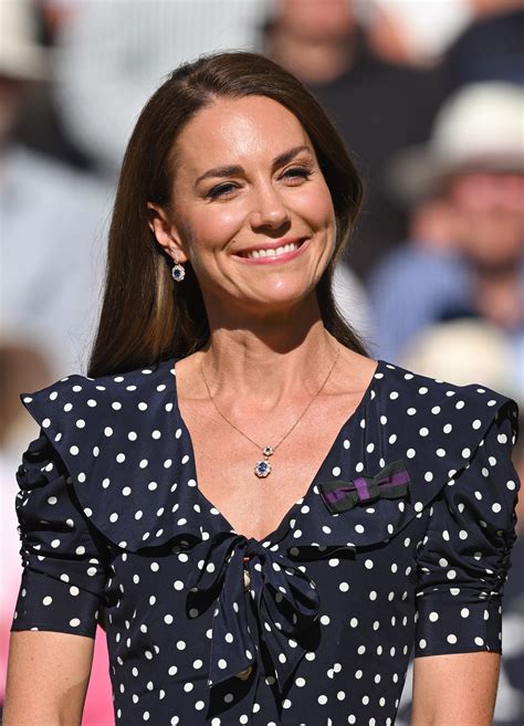 Kate Middleton Swaps Heirloom Diamonds For An Everywoman Jewelry Trend Vogue