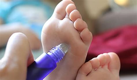 3 Reasons To Put Essential Oils On Your Feet