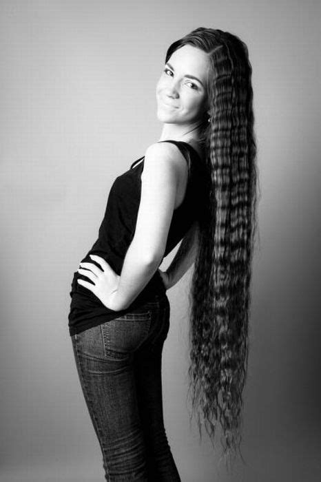 Most Amazing Girls With Very Long Hair Styles