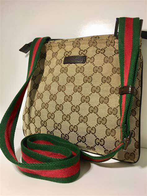 Gucci Crossbody Bag Messenger In Very Good Condition Clean Gucci