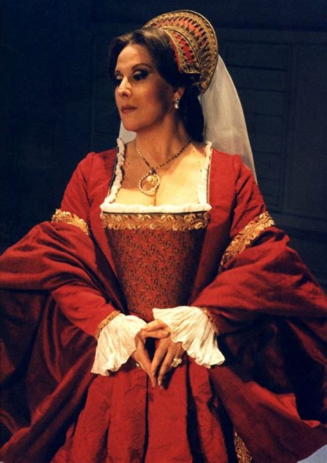 Luciana Serra As Anna Bolena Elisabeth I Tudor History Opera Singers