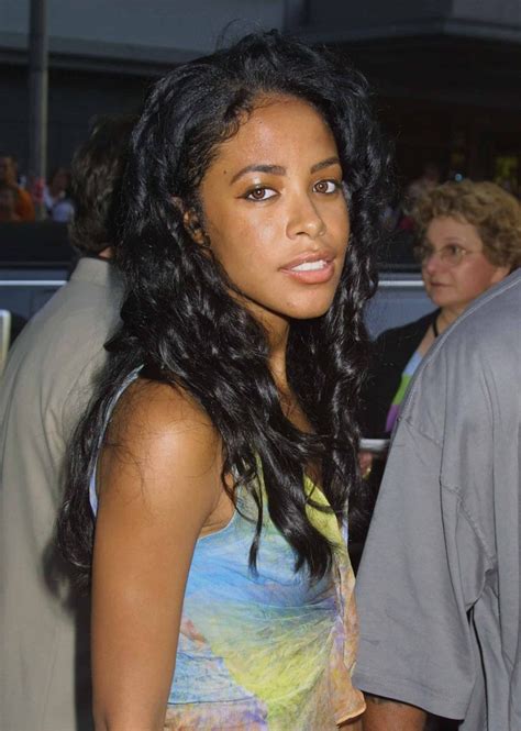 The New Aaliyah Biography Reveals That She Was Secretly Dating A Static