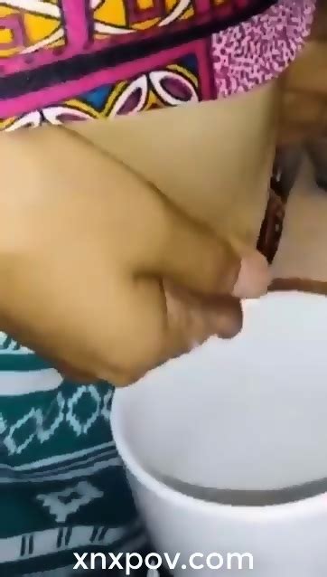 Milk Desi Girl Boobs Pressing Nipple With Milk Eporner
