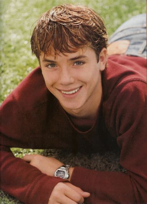 Pin By Armando Tlio On Lindo Jeremy Sumpter Jeremy Sumpter Peter