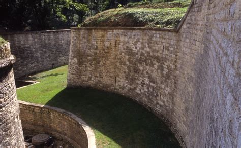 Déchèterie de sucy en brie : FORT DE SUCY-EN-BRIE à SUCY-EN-BRIE : Val-de-Marne Tourisme