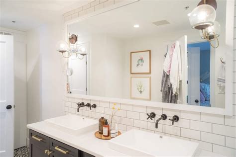 How much does the typical bathroom remodel cost. How Much Should A Bathroom Remodel Cost | Top Home Information