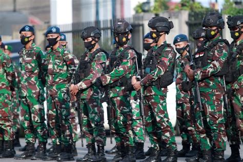 Police Arrest 11 Suspected Militants In Indonesias Papua The Star