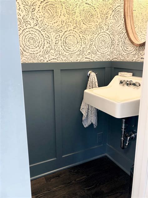30 Powder Room With Wainscoting