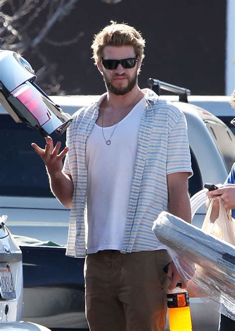Liam Hemsworth Sports A Full Beard Oh Yes I Am