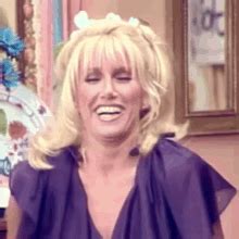 Suzanne Somers Chrissy Snow Suzanne Somers Chrissy Snow Threescompany Discover Share GIFs