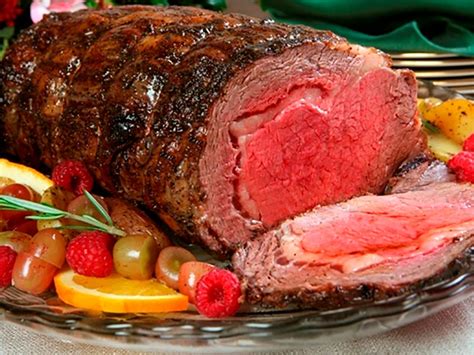 I had a 4# roast, rubbed the ''crust'' on well. Standing Rib Roast Dinner (ready to cook)(feeds 10-12 ...