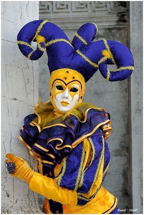 Venice Carnival Costumes Venetian Carnival Masks Carnival Of Venice