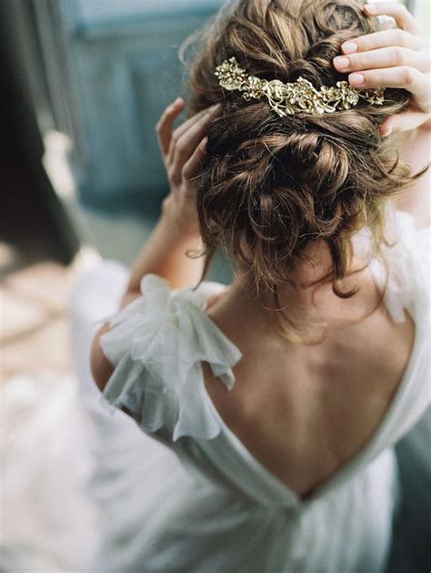 32 Gorgeous Messy Wedding Hairstyles Ideas Wohh Wedding