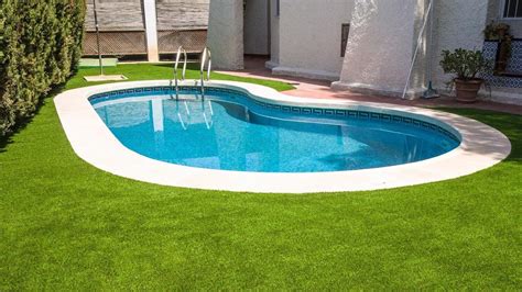 Creative Artificial Grass And Paving Ideas For Your Home