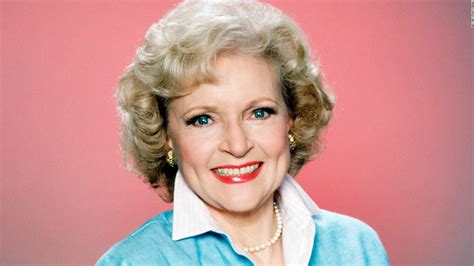 Betty White, beloved and pioneering actress, dies at 99 - News7D