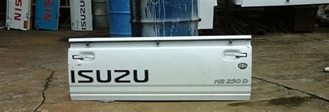 Isuzu 1999-2004 Tailgate - Trans Natal Auto Lot