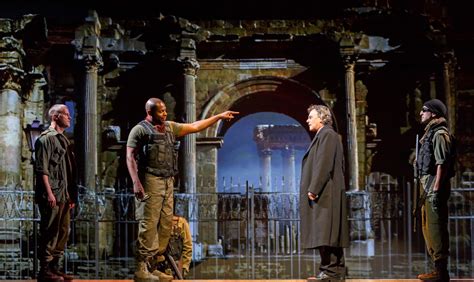 James Karas Reviews And Views Coriolanus Review Of Stratford