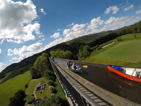 Canoeing Over The Pontcysyllte Aqueduct In Wales The Fearless Foreigner