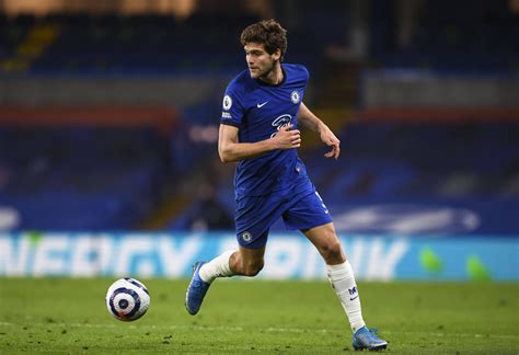 transfer news xavi tells barcelona to sign marcos alonso from chelsea