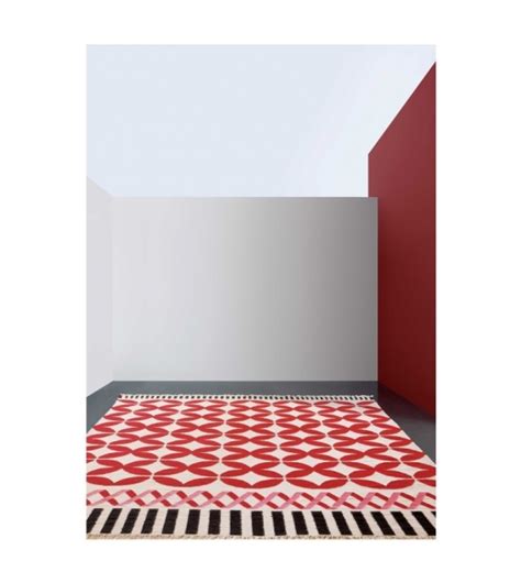 The company was established in 2001 as a partnership company after the dissolution of its parent company: Kilim Catania Teppich Gan - Milia Shop