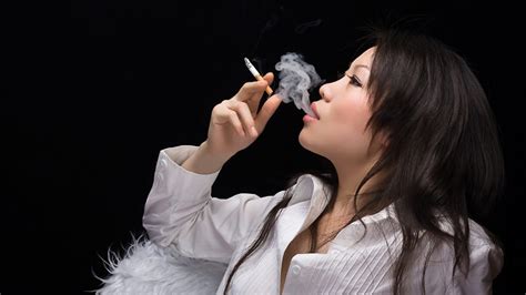 bbc learning english news report banning smoking in china