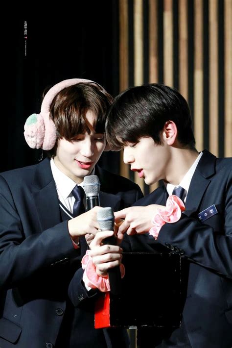 Sookai txt hueningkai soobin beomgyu taehyun yeonjun taegyu yeongyu yeonbin tomorrowxtogether beomjun tomorrowbytogether kaibin yeonkai tyunning choisoobin. TXT Sookai 191113 | 4 de marzo