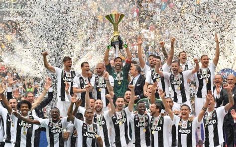 Juventus Campione Ditalia Festa Bianconera Allo Stadium Le Immagini