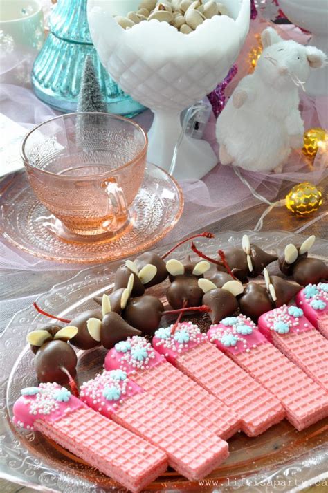 Throw the best birthday party ever with these amazing food and decoration ideas. Nutcracker Tea Party: Visit the land of sweets -ideas for ...