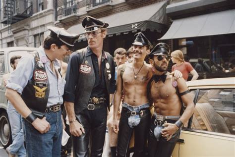22 Incredible Photos Of Lgbtq Pride Celebrations Over The Decades Huffpost