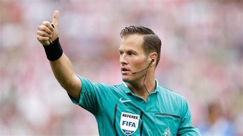Referee statistics and disciplinary statistics for matches officiated by danny makkelie. KNVB | Danny Makkelie coacht verenigingsscheidsrechters