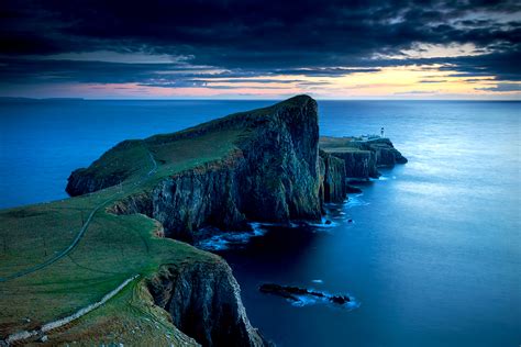 Neist Point The Most Westerly Point On The Isle Of Skye Moonen Bay