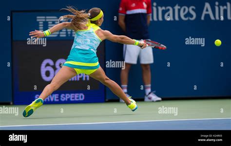 Aleksandra Krunic Tennis Hi Res Stock Photography And Images Alamy