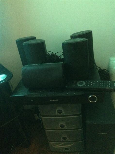 Phillips 5:1surround sound system in B62 Birmingham für 50,00 £ zum