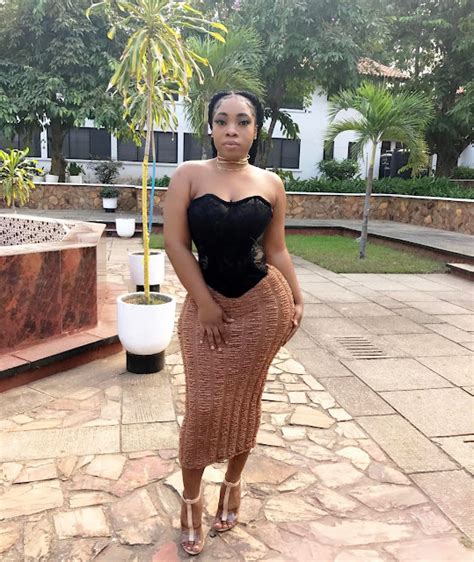 The Curves On This Ghanaian Actress Moesha Boduong Is Making Guys Go Gaga On Instagram Photos