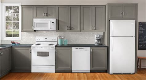 Refrigerators, washers & dryers, dishwashers, microwaves Best Kitchen Colors With White Appliances | White kitchen ...