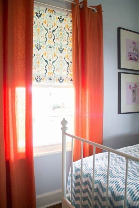 Roller shades are typically made of fabric, vinyl, or screen material. 25+ Cheap Makeover Ideas for Basic Vinyl Roller Shades ...