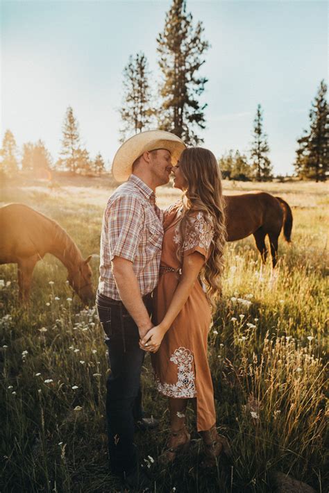 Western Engagement Photos Western Couple Ranch Couple Western
