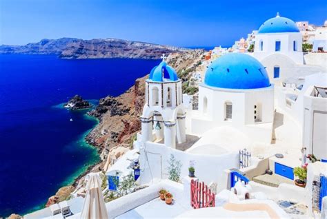 Five Reasons To Visit Santorini Through Eternity Tours