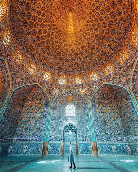 Iranian Mosques The Rainbow Of Light And Spirituality Inboundpersia