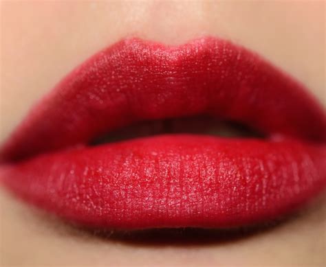 Mac Werk Werk Werk Powder Kiss Lipstick Review And Swatches