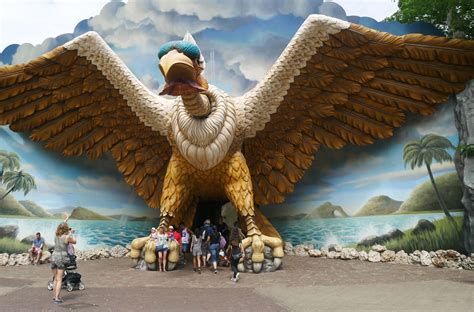 Efteling tickets met 25% korting dankzij de beste code. Efteling Vogel Rok indoor achtbaan | LetsGoDigital