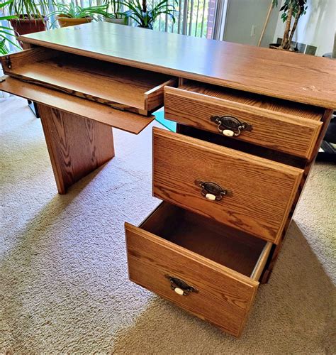 Desks for sale in Rochester Hills, Michigan | Facebook Marketplace