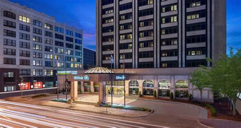 Hilton Indianapolis Hotel And Suites First Class Indianapolis In Hotels