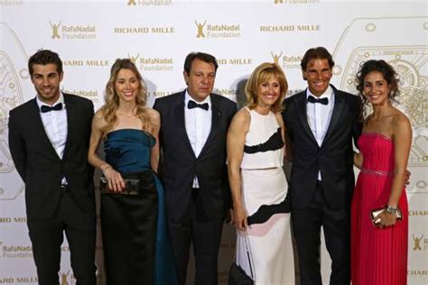 Encontre as fotografias de stock e imagens de notícias editoriais de rafael nadal sister perfeitas com a getty images. Rafael Nadal Family sister Maribel father Sebastian mother ...