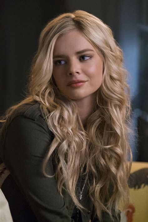 12 hours ago · samara weaving looks drastically different in the miniseries it's samara weaving's teeth that are getting the most attention on social media. Picture of Samara Weaving