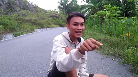 .ini kami akan berbagai kumpulan gambar kocak, foto meme nyindir mantan yang sombong dan gambar meme. video lucu poso - orang sombong by indra jks - YouTube