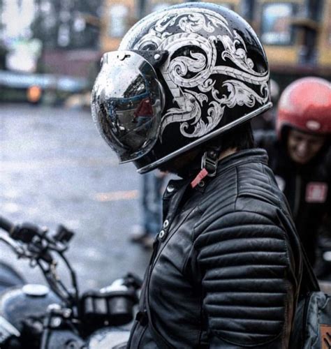 It is an inspiration for the beginners and also a good. 40 Coolest Motorcycle Helmet Art Design - Bored Art