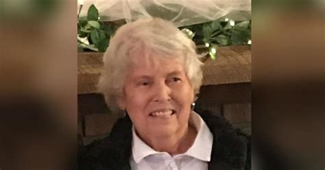 Margaret Elaine Reynolds Obituary Visitation And Funeral Information