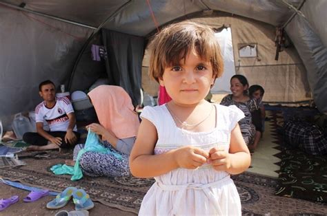 Heartbreaking Photos From A Syrian Refugee Camp For The Yazidi Fleeing